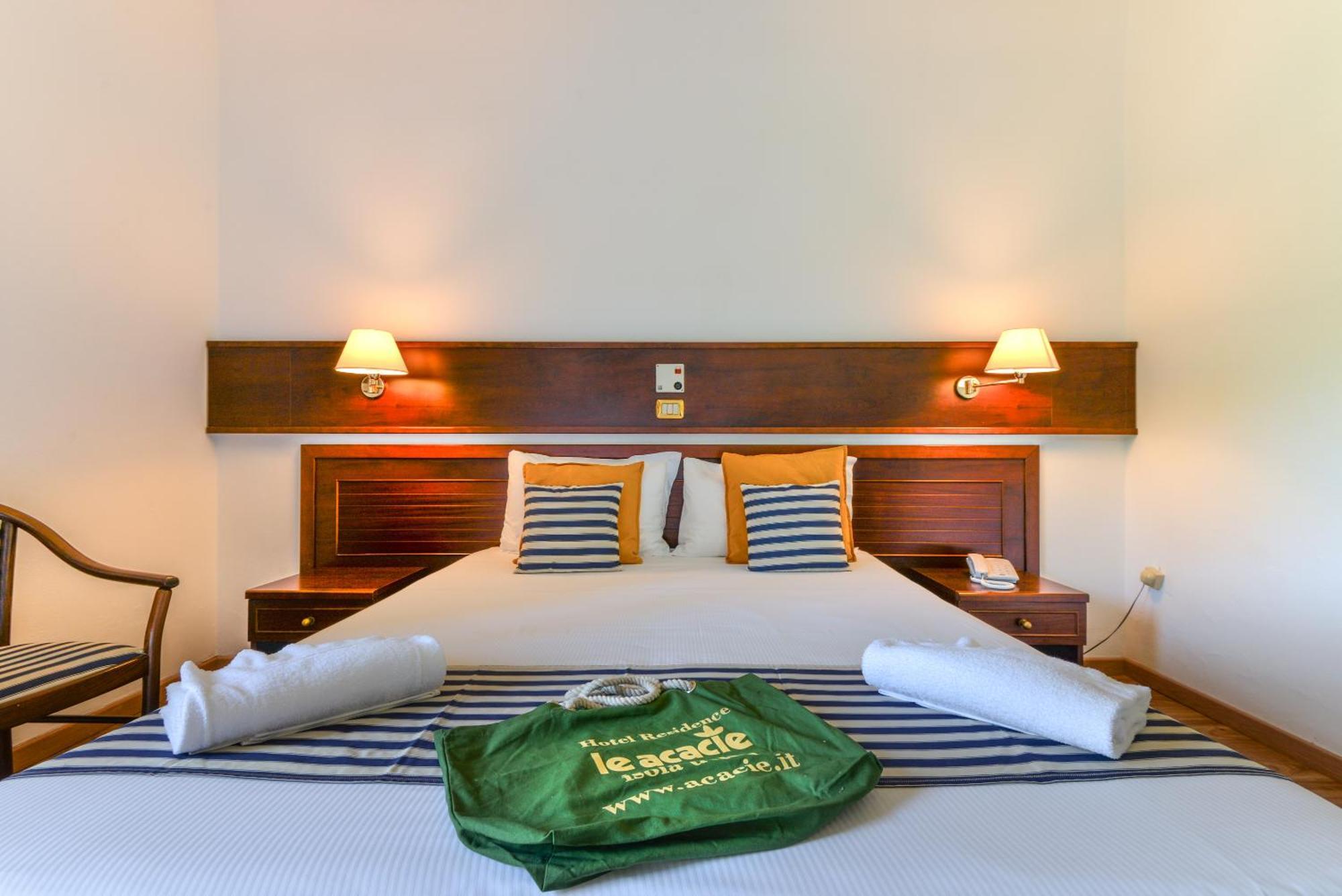 Hotel Le Acacie Каполівері Екстер'єр фото