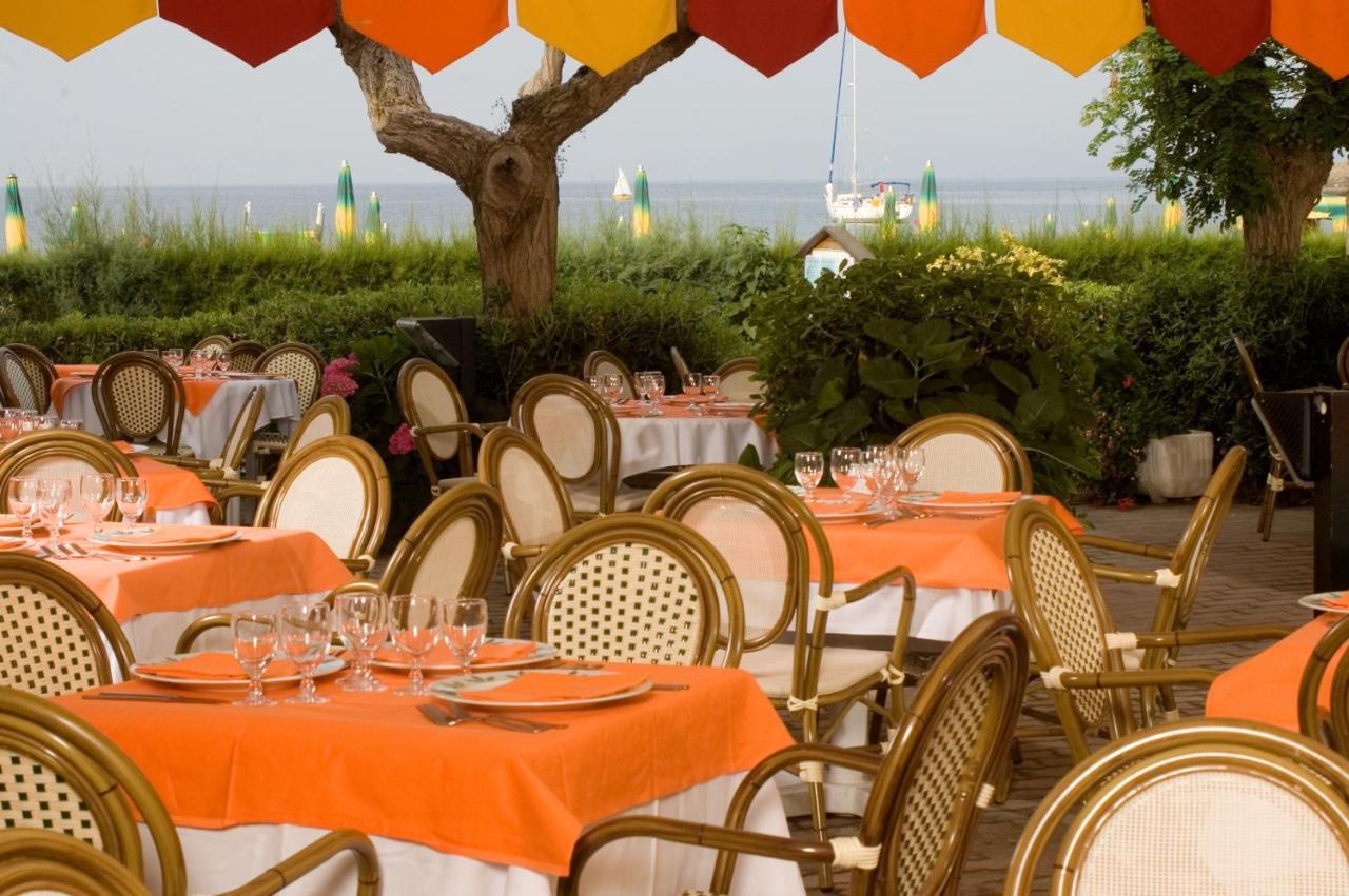 Hotel Le Acacie Каполівері Екстер'єр фото